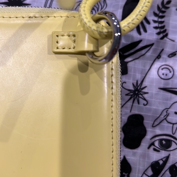 KARA NY Duplex Phone case in Butter Yellow - Picture 5 of 12